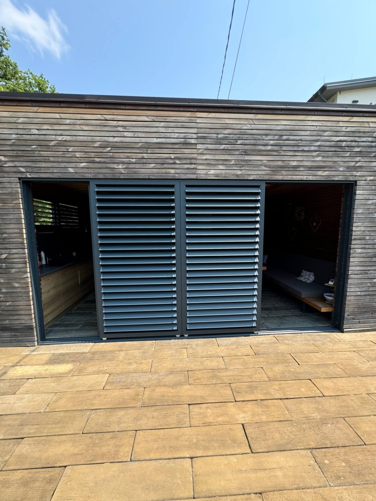 Posuvné slunolamy | Laporte.cz